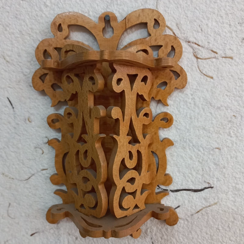 گلدان دیواری مشبک کاری