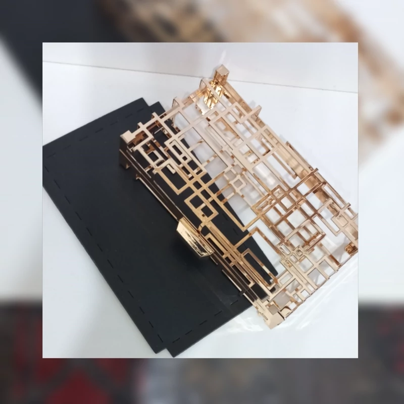 دهانه قابدار مشبک کیف کلاچ